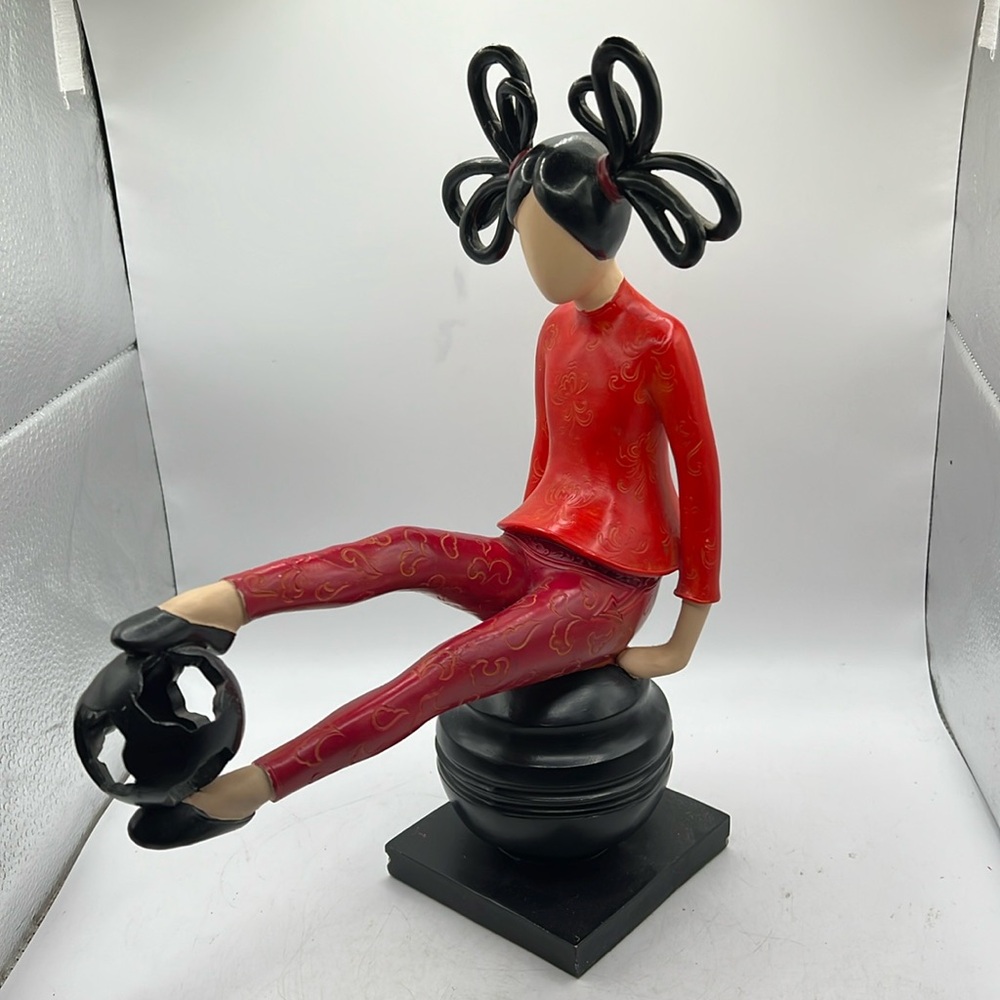 Vintage Japanese Yoga Soccer Woman Red Black Decor Figurine Statue - Picture 1 of 16